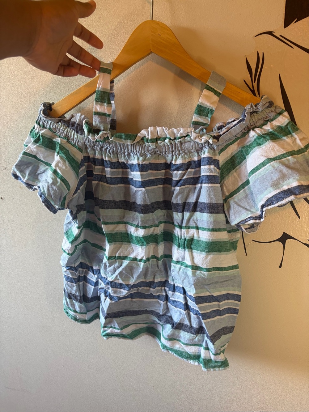 Striped Off-Shoulder Summer Top - Picture 4 of 9